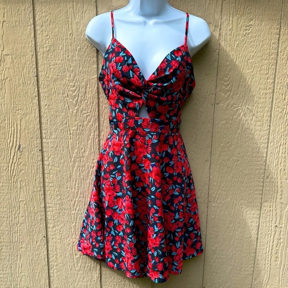 Shein Women’s Black Red Blue Strap Tie Back Floral Dress Mini Dress 8/10 M - Picture 1 of 5